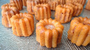 mini cannelés à la tomate